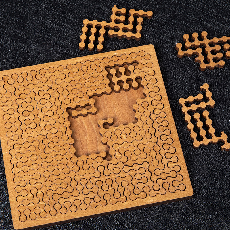 Niemożliwe drewniane puzzle IQ – Brain Teaser Cube recenzja i cena